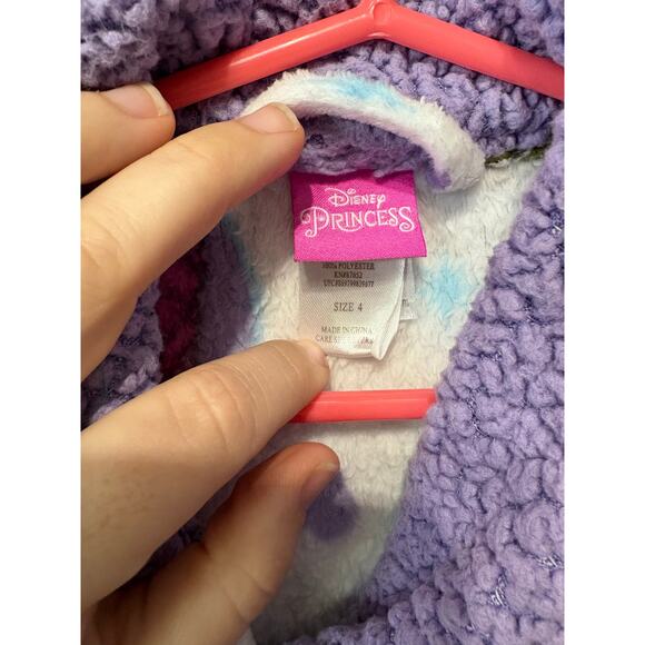 5/$25 Princess Robe - Disney - 4 - Picture 3 of 3